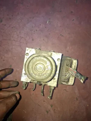 Toyota Probox ABS Pump (Iliyo tumika)