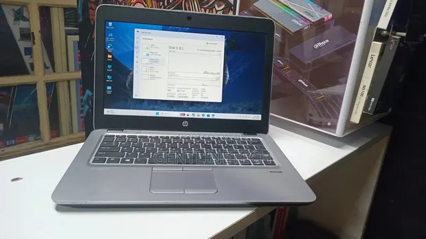 HP EliteBook 820 G3 Laptop - Core i5, 4GB RAM, 128GB SSD - 1