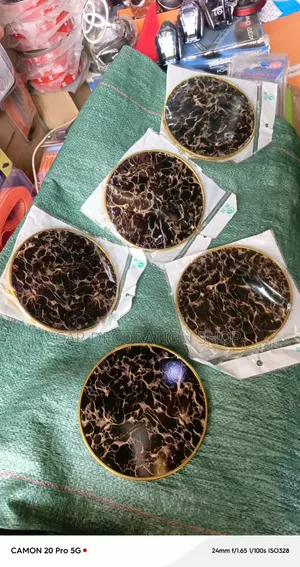 Vipozaji vya Mapambo vya Mviringo 5pcs Vilivyotiwa Marumaru na Dhahabu