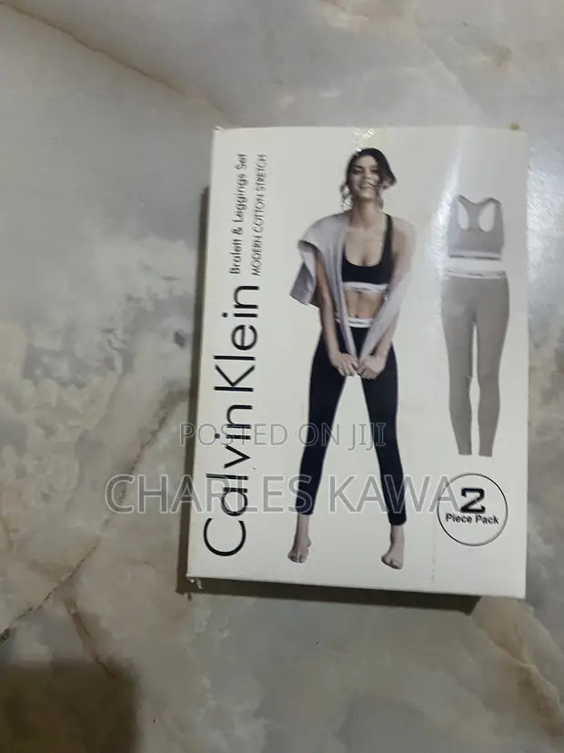 Calvin Klein Set ya Gym Vipande 2 - 1
