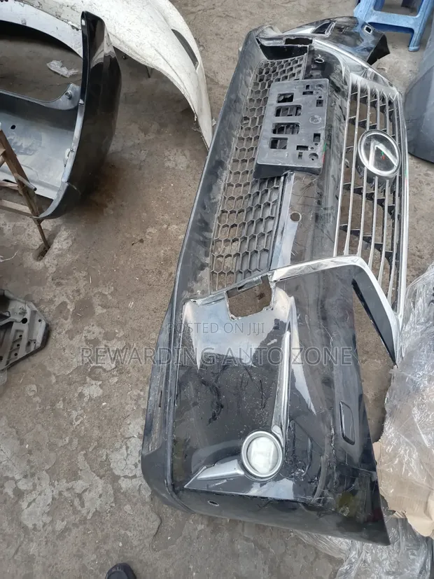 Lexus R450 Front Bumper Complete (Used) - 1