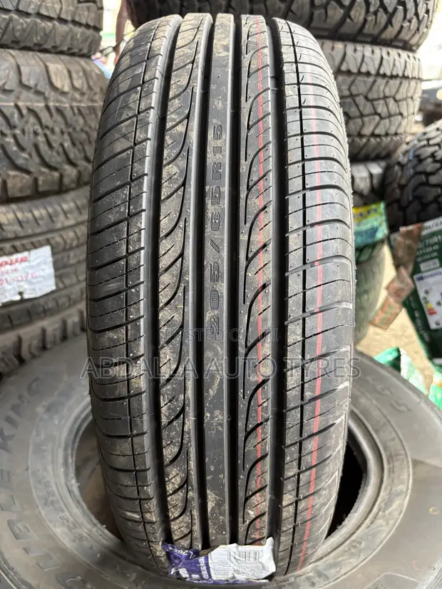 Tairi Mpya 205/65R15 Townhall - 1