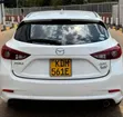 Mazda Axela 2017 White - 2