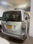 Toyota Voxy V 2WD 8-Seater 2010 Silver - 1