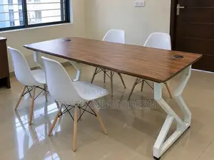 Meza ya Kisasa ya Mikutano ya Ofisi na Viti 4 - Seti ya Chumba cha Bodi