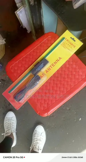 Antena ya Ndani ya Kioo cha Mbele Iliyoimarishwa kwa Mifumo ya Sauti