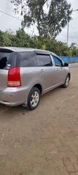 Toyota Wish 2007 Silver - 4