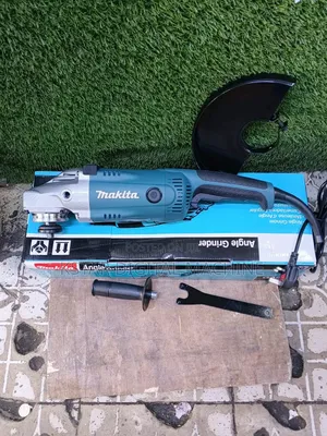 Makita Angle Grinder 9" (230mm) GA9020