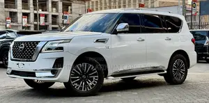 Nissan Patrol Y62 V8 2014