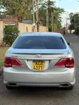 Toyota Crown 2012 Nyeupe - 4
