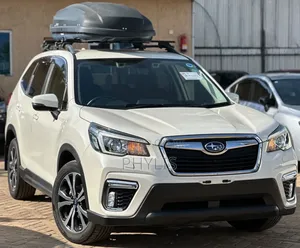 Subaru Forester SK9 2019 Nyeupe