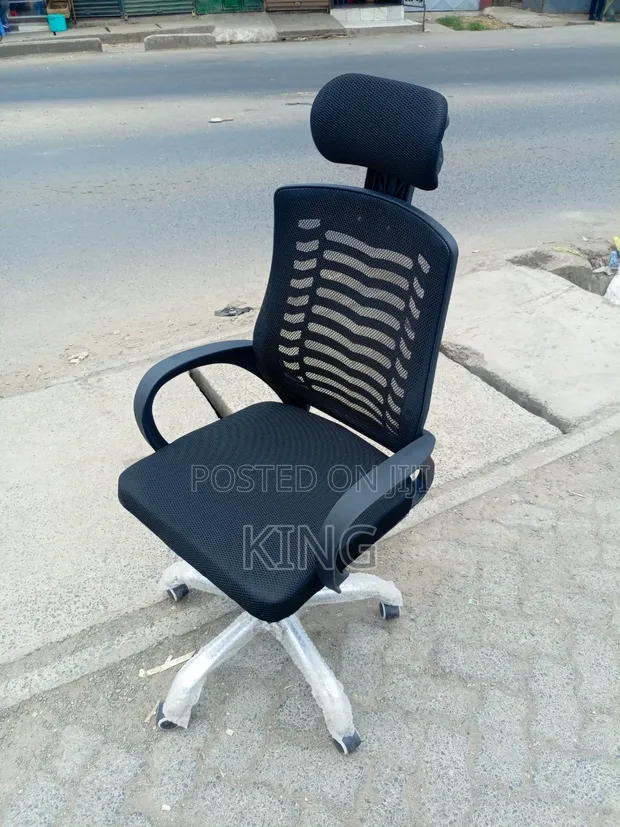 Boss Office Products Kiti cha Ofisi cha Msingi wa Metali - 1