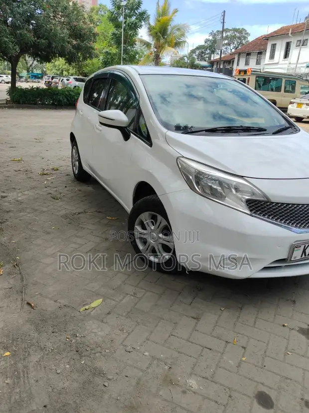 Nissan Note 2015 White - 1