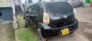 Toyota Passo 2011 Nyeusi