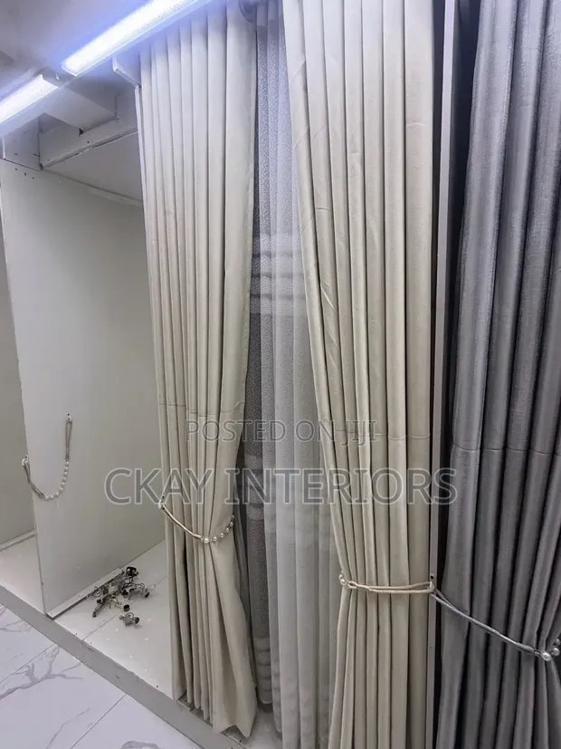 Vitambaa Vipya vya Pazia - Home Interiors - 1