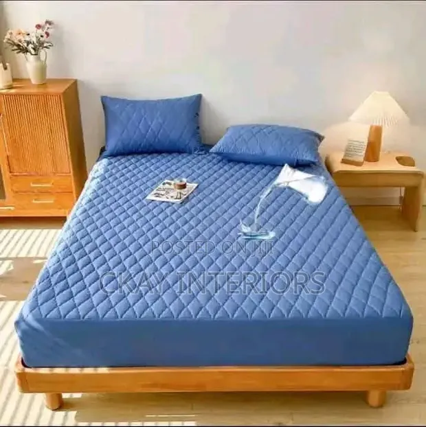 Waterproof Mattress Protector - Brand New - 1