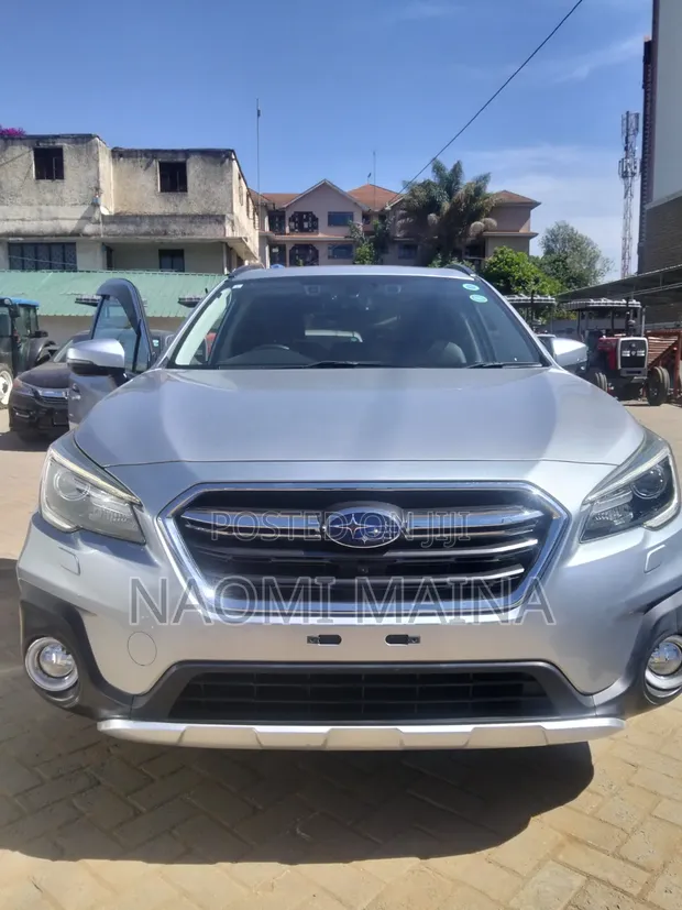 Subaru Outback 2019 Nyeupe - 1