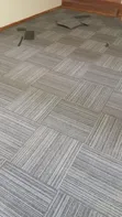Tile Carpet za Kisasa kwa Ofisi na Maeneo ya Biashara - 1