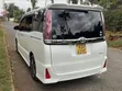 Toyota Noah 2.0 AWD (7 Seater) 2018 Pearl - 4