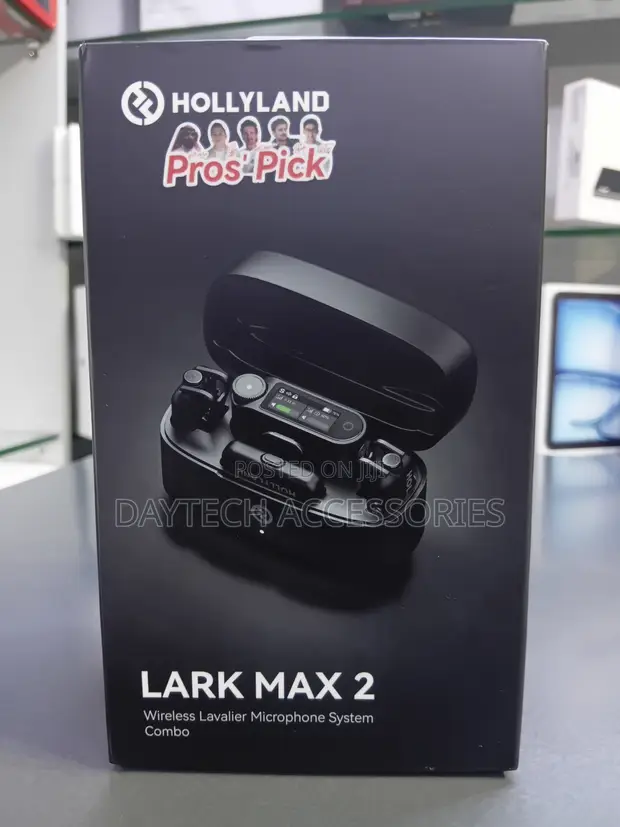 Hollyland Lark Max 2 Combo Wireless Microphone System (Space Gray) - 1