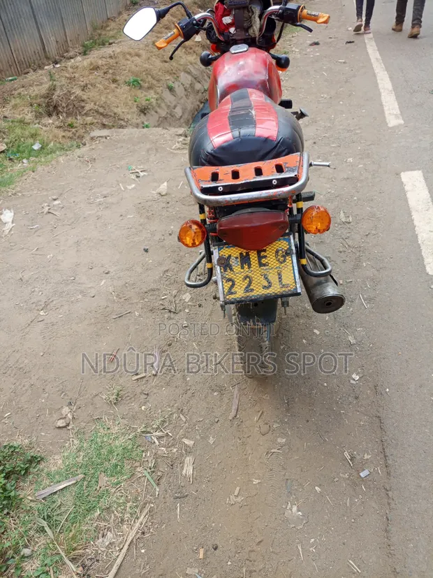 Bajaj Boxer 150 UG 2018 Red - 1