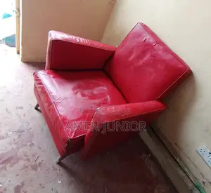Kiti cha Mkono cha Retro Chenye Rangi Nyekundu