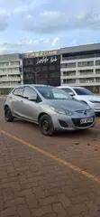 Mazda Demio 2013 Nyeusi - 5