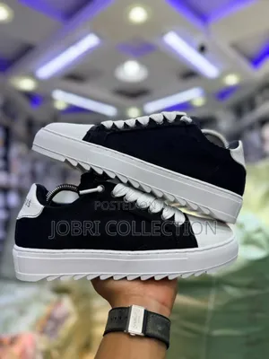 Numeris Atelier Low Nyeusi Nyeupe Sneakers