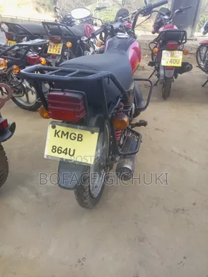 Honda CB 2024 Nyekundu