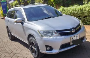 Toyota Corolla Fielder 2014 Nyeupe