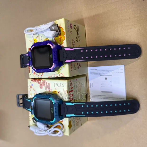 Kids Smartwatch Fitness Watch - Unisex - 1