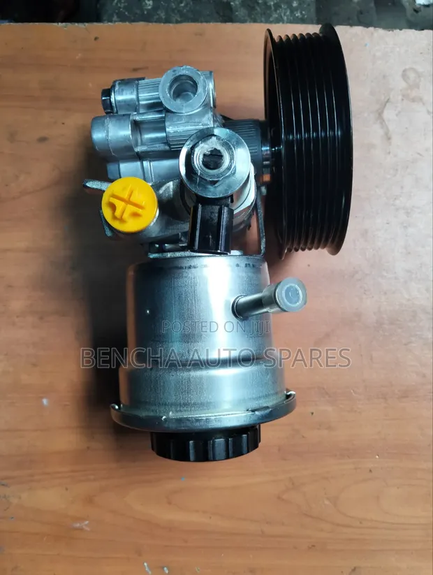 Power Steering Pump kwa Toyota Land Cruiser Prado 150 (Injini 2TR) - 1