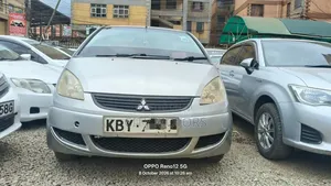Mitsubishi Colt 2006 Nyeupe