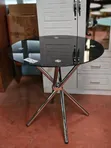 Meza Imara ya Chakula na Kiti cha Eames - 2