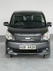 Toyota Noah 2.0 143hp AWD (7 Seater) 2013 Silver - 1