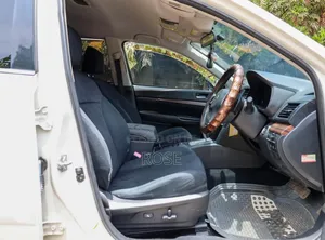 Subaru Outback 2014 Nyeupe