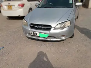 Subaru Legacy 2006 Nyeupe