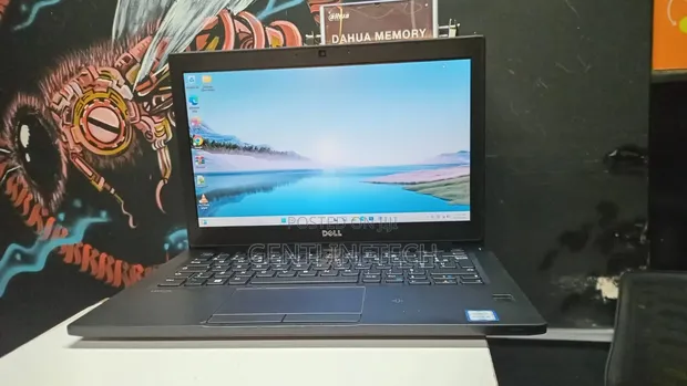 Dell Latitude 7280 Laptop - Intel Core i7, 8GB RAM, 128GB SSD - 1