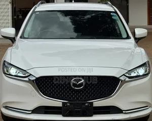 Mazda 6 2019 Rangi ya Loti