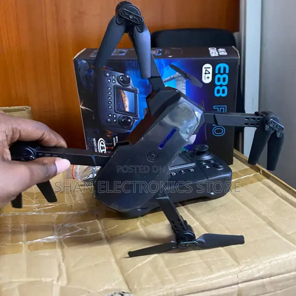 E88 Pro Drone with Camera and Screen - 1