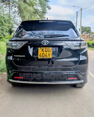 Toyota Harrier 2015 Nyeusi