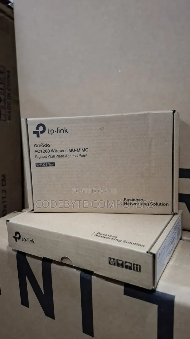 TP-Link EAP235-Wall AC1200 Wireless Gigabit Wall-Plate Access Point - 1