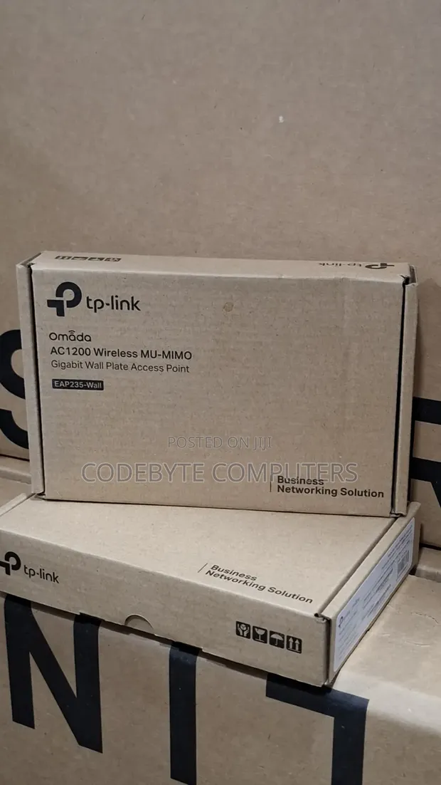 TP-Link EAP235-Wall AC1200 Wireless Gigabit Wall-Plate Access Point - 1