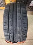 Tairi ya Roadx 245/35ZR20 - 2