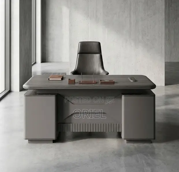 Executive Office Desk 1.8M - Directors, CEOs, Managers - 1