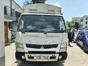Mitsubishi Canter 2014 Lori la Box