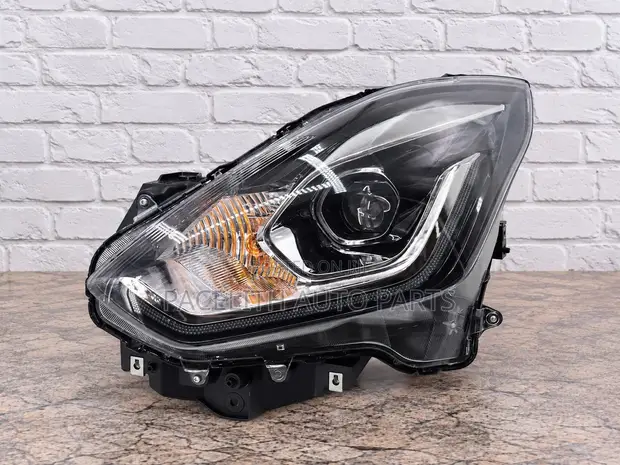 Headlight for Suzuki Swift (2018-2022) - Xenon LED - 1
