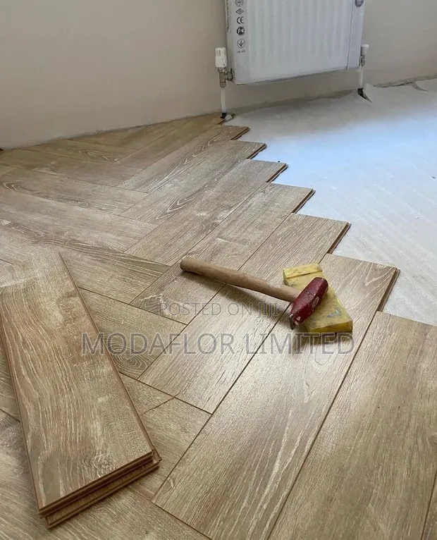 Affordable Laminate Flooring for Modern Homes - 1
