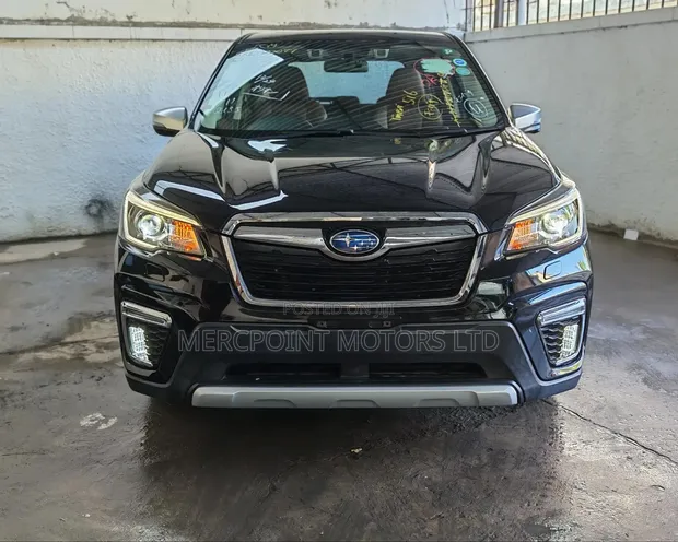 Subaru Forester 2020 - Nyeusi ya Matt - 1