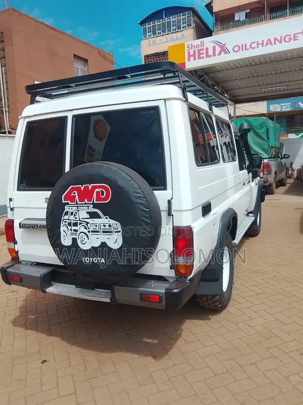 Toyota Land Cruiser FJ75 2006 - 1